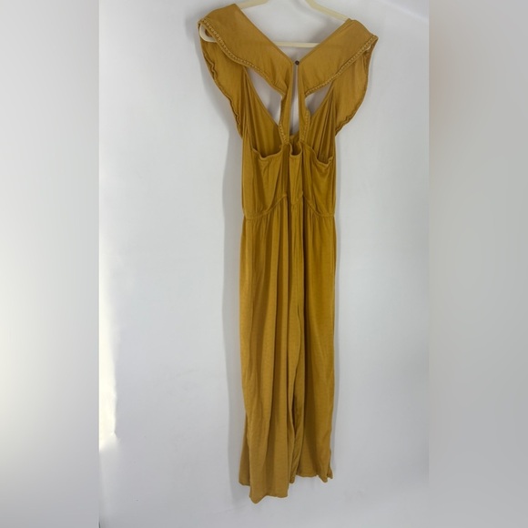 Xhileration Sleeveless Mustard Yellow V-Neck Ruffle Jumpsuit Romper Size M - Picture 13 of 13